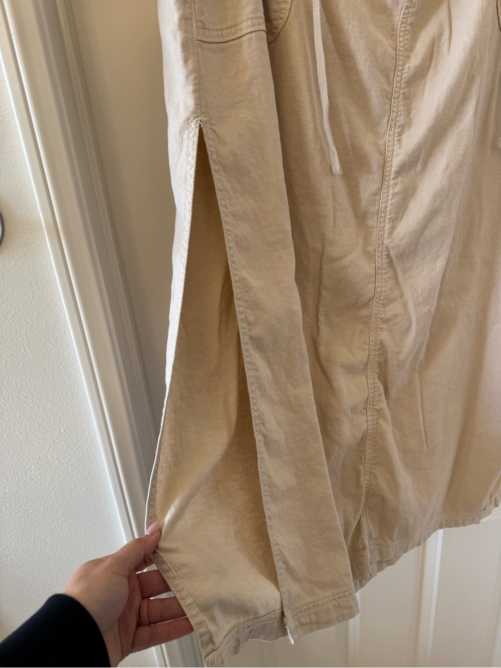 American Eagle Outfitters AE Dreamy Drape Linen Blend Maxi Skirt with side slits - Picture 6 of 10